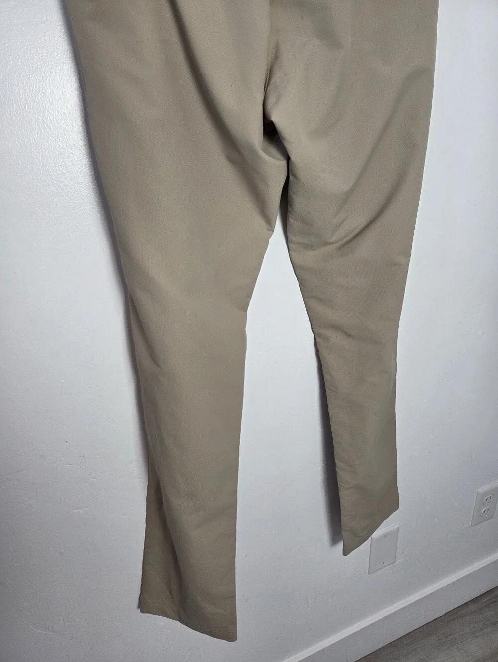 Banana Republic Beige Khaki Stretch Performance Pants Slacks Office Men's 32x34